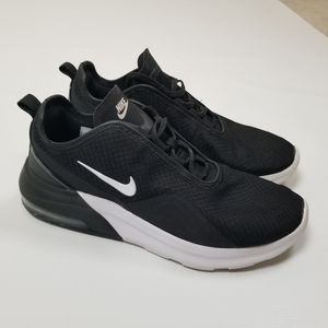 NIKE Air Max Motion 2 Running Shoes Sneakers Womens Size 10